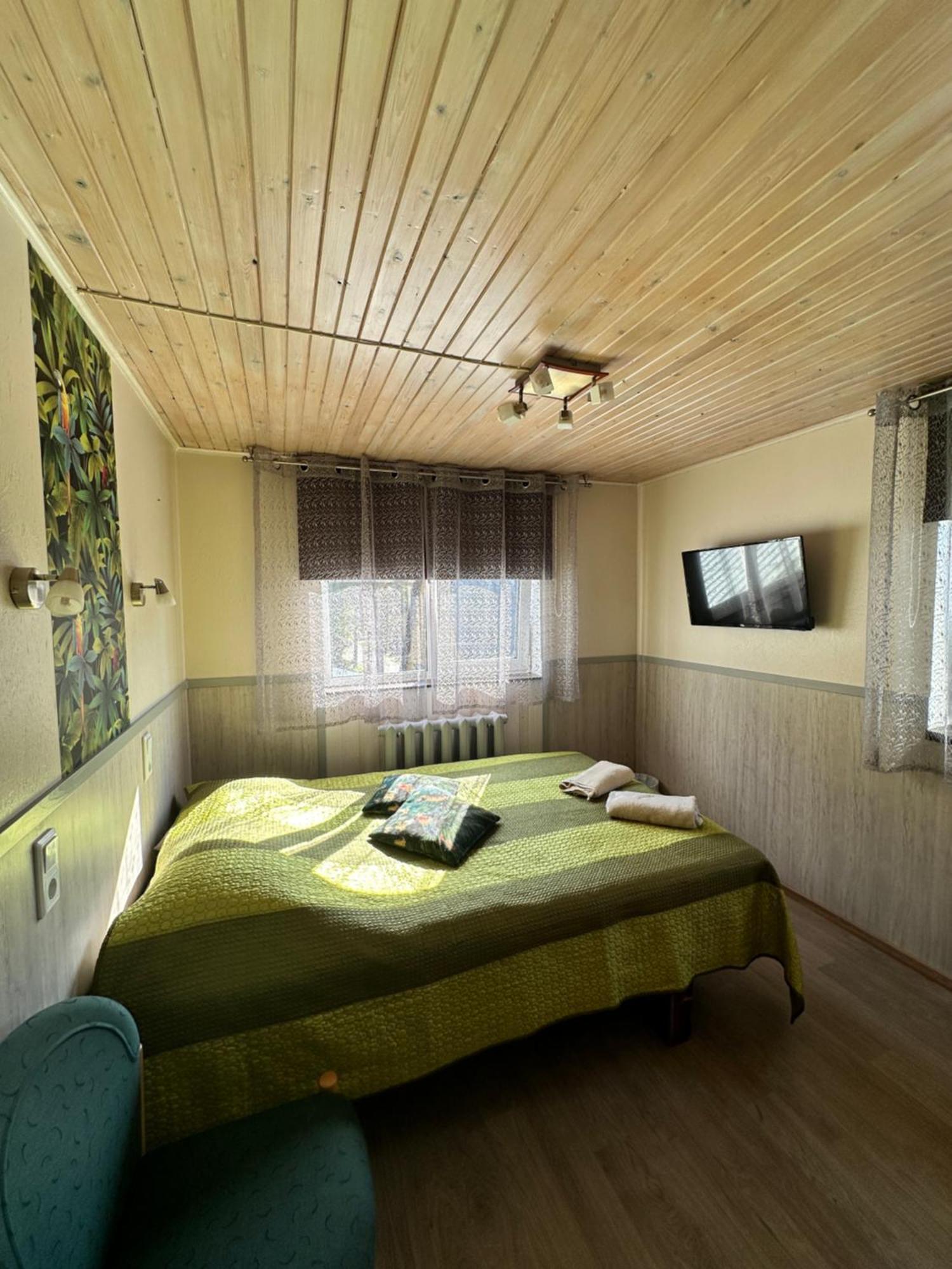 Guesthouse Maenniku Pärnu Eksteriør bilde