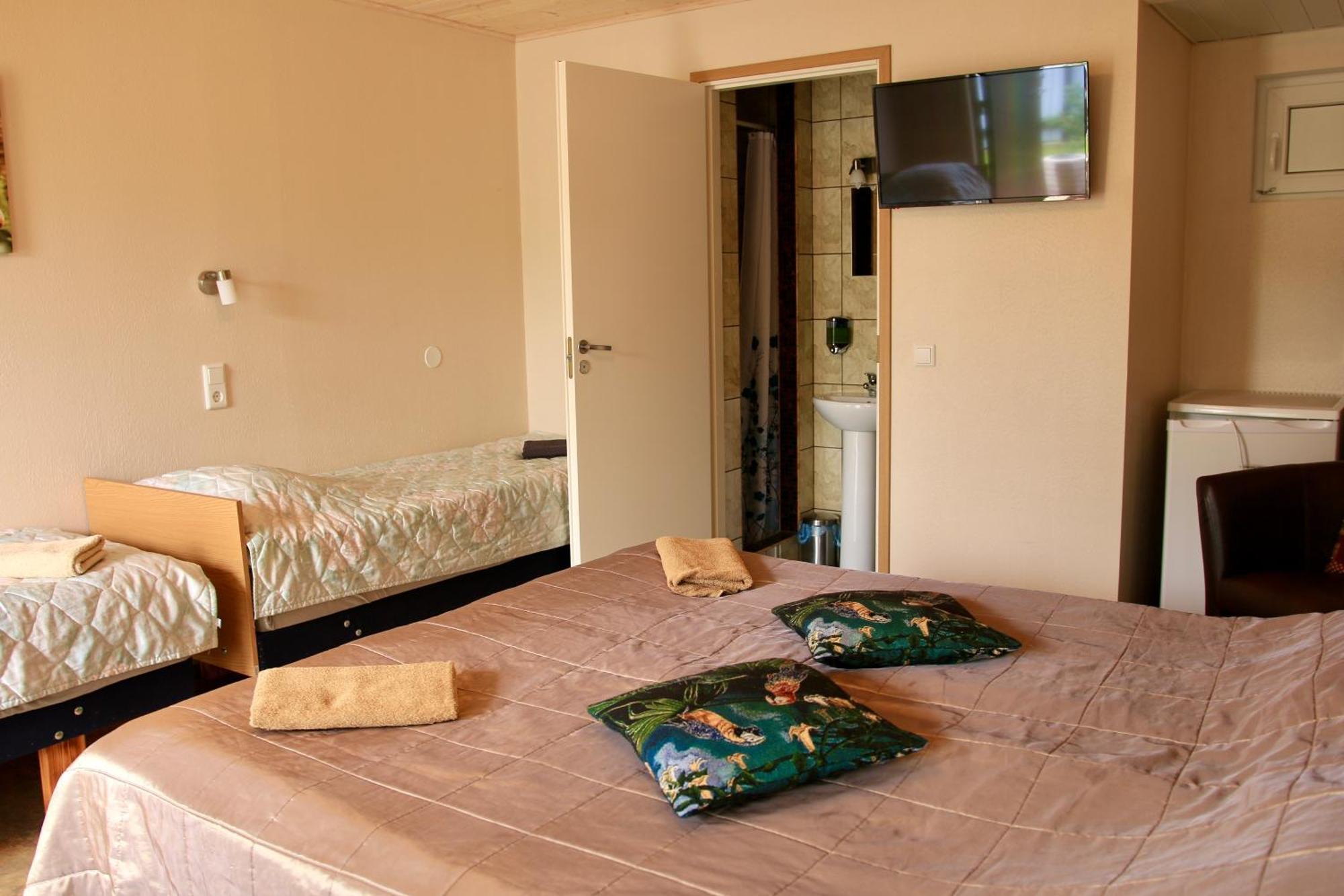 Guesthouse Maenniku Pärnu Eksteriør bilde