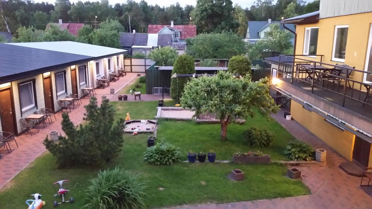 Guesthouse Maenniku Pärnu Eksteriør bilde